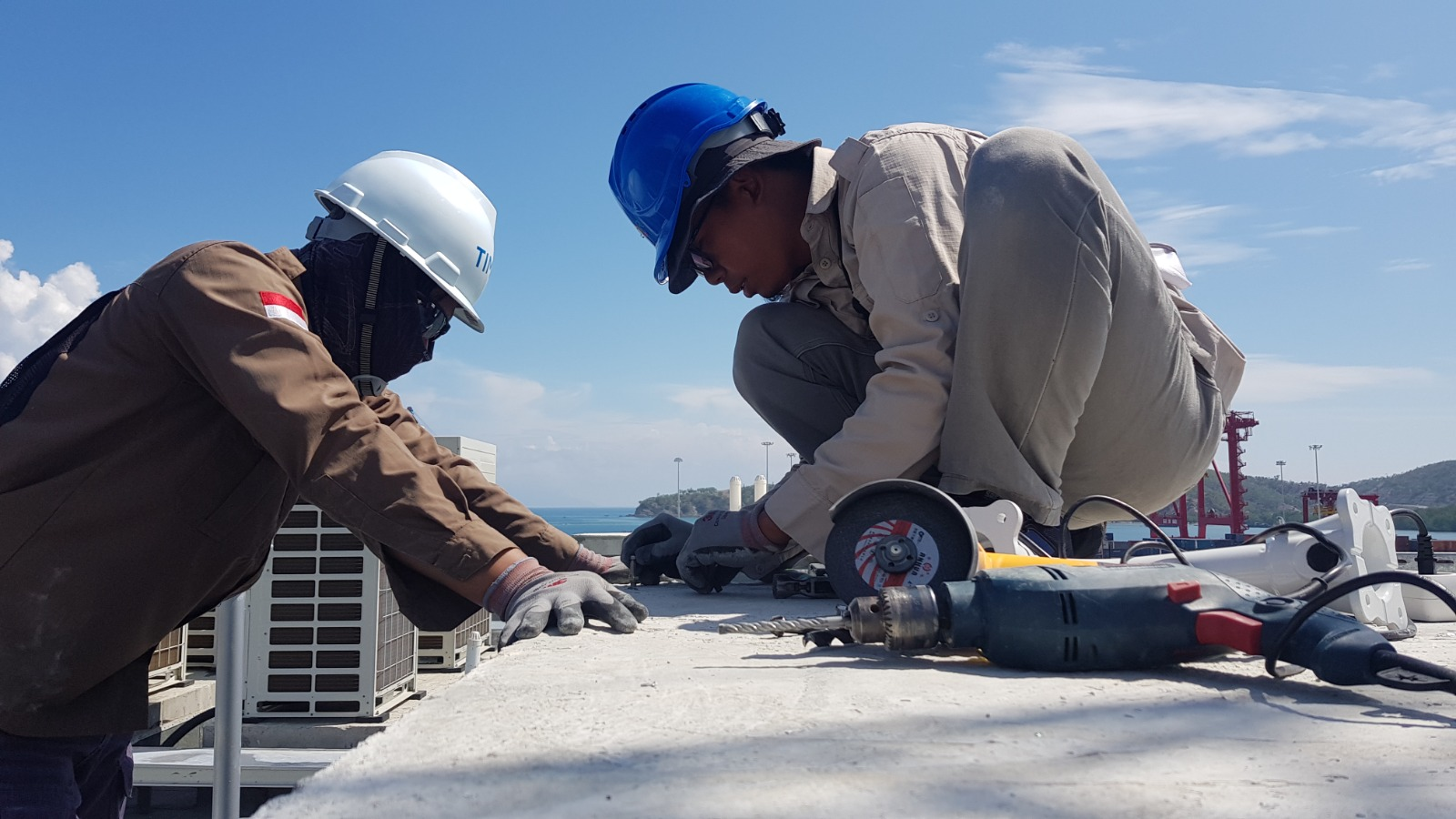 Dokumentasi sistem monitoring AIS Integrasea